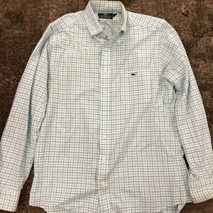Lightly worn size Med Vineyard Vines dress shirt